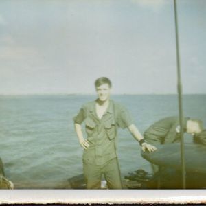 Meet your Posher, Constance